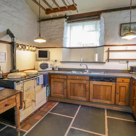 Mill Cottage, Near Windermere Staveley (Cumbria)